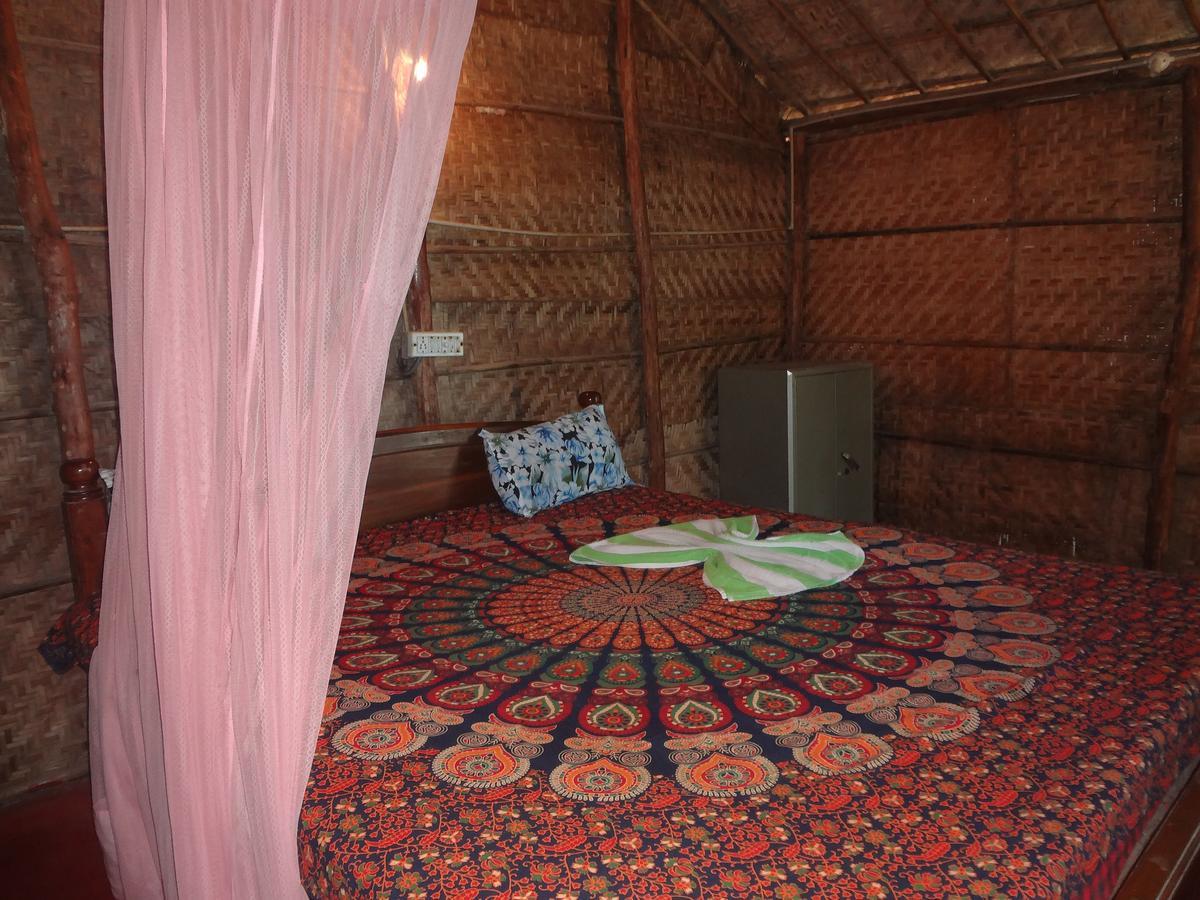 Silent Resort Мандрем Екстер'єр фото